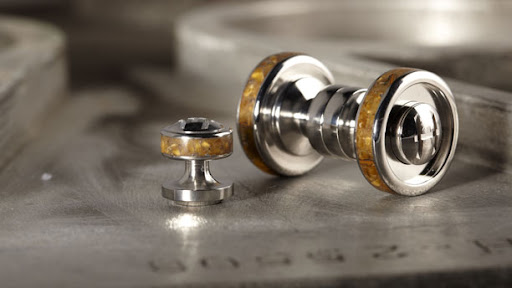Inlaid stone adds a hint of color to this cufflink and shirt stud set. Inlaid stone adds a hint of color to this cufflink and shirt stud set.
