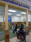 Sharkey, I see an English bulldog leaving one of the pet training classes they offer at PetSmart.  Let's ask him how he liked it!