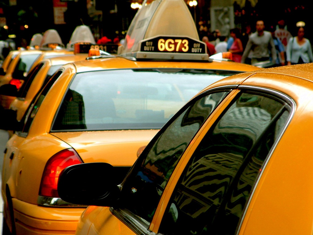 [yellow-cab-row-taxi-rank%255B4%255D.jpg]