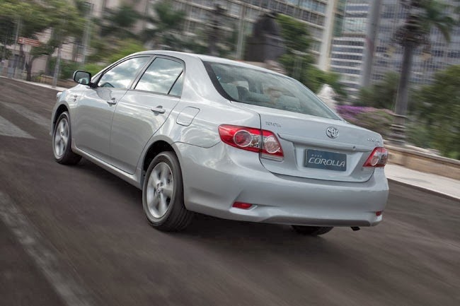 [Novo-Toyota-Corolla-2012-2%255B3%255D%255B2%255D.jpg]