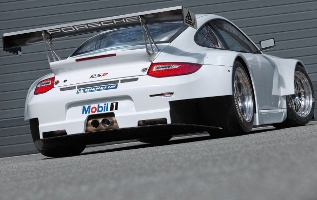 [Porsche-911_GT3_RSR_2012%2520%2520%25282%2529%255B2%255D.jpg]