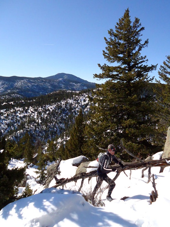 [SKArunner_another_Climb_Frozen_Dead_Guy%255B15%255D.jpg]