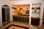 Kitchen & Bar Area