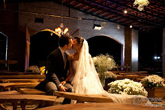 Album (digital) de fotos de Cris e Miguel. Fotografias digitais do Carrega Foto Digital, do fotógrafo profissional José Roberto Carrega, que faz fotos de casamento, fotos de adultos, fotos de crianças (infantil), fotos de bebês, fotos de grávidas (gestantes) e outros ensaios fotográficos em Botucatu (SP), outras cidades do estado de São Paulo e em todo o Brasil. 