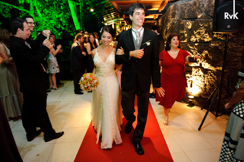 Fotos de Marina e Renato. Foto numero 30 de Rogerio von Kruger, fotografo no Rio de Janeiro (RJ), que faz fotos de casamento, fotos de musica, fotos de shows e fotos de eventos. Rogerio von Kruger faz fotos digitais de casamento no Rio de Janeiro, RJ. fotos de casamento foto digital rio janeiro rj festa noiva noivas festas album casamentos digitais retrato fotografia e filmagem para fotojornalismo bodas