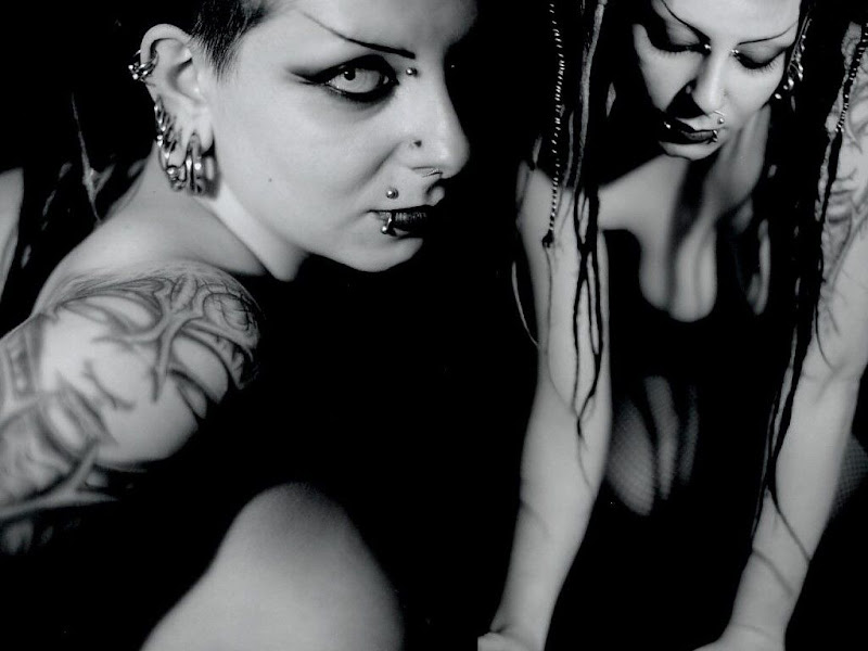 Dark Pierced Girl, Death