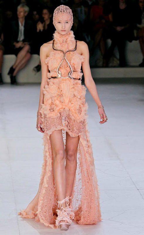 alexander-mcqueen-ss-2012-6.jpg