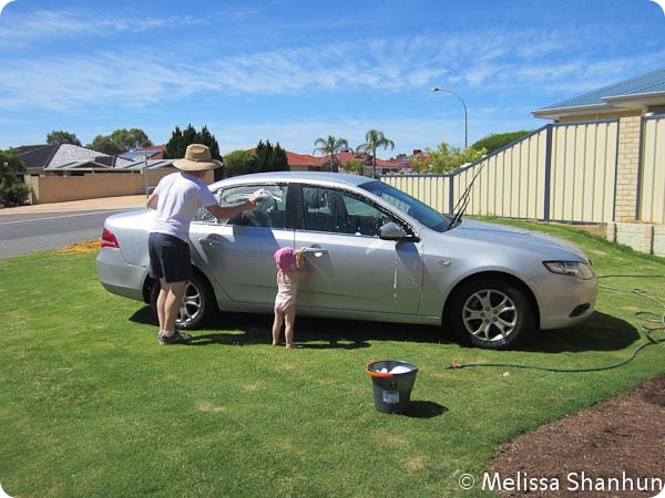 20111217 Wash the car 01