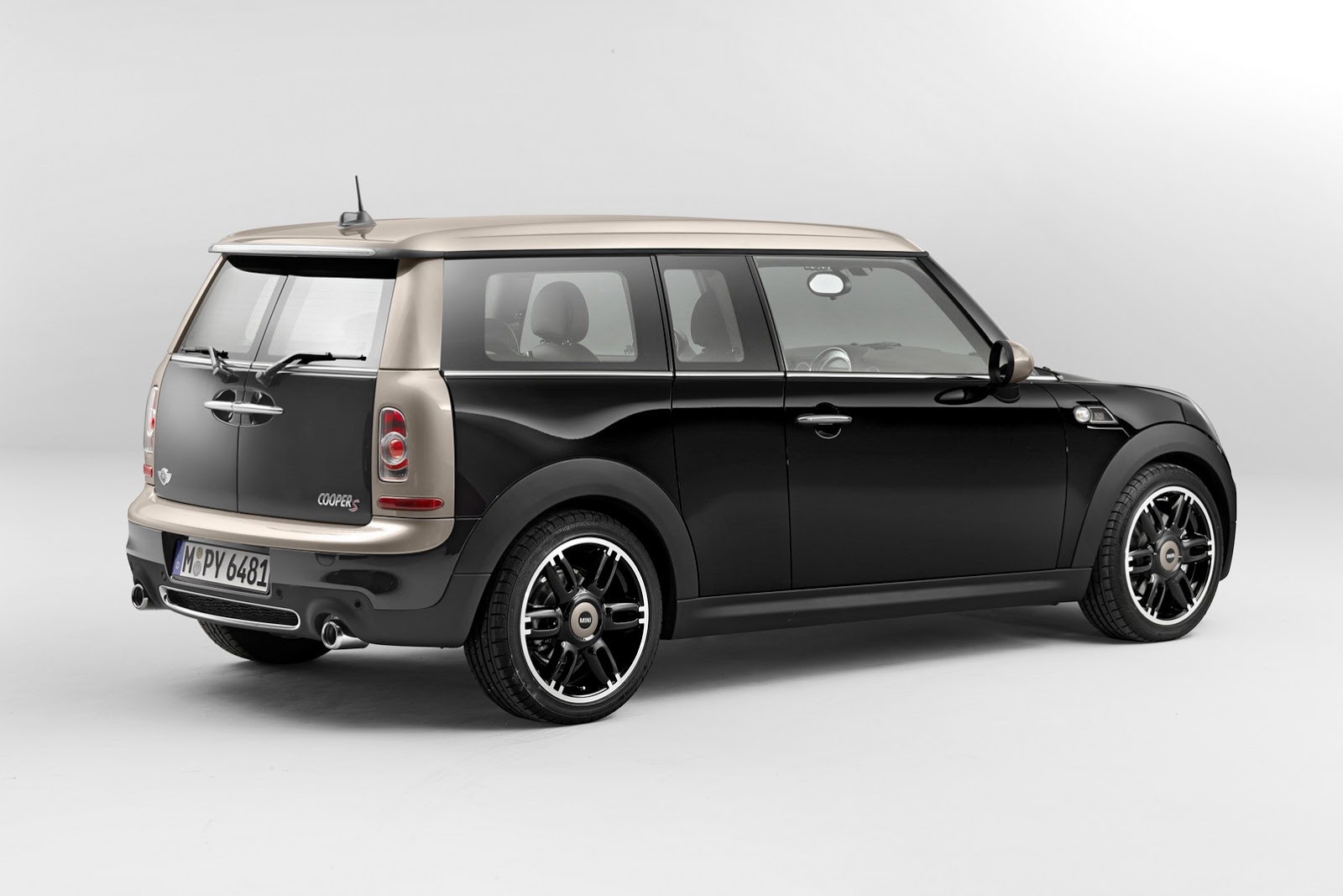 Mini-Clubman-Bond-Street-2[2].jpg