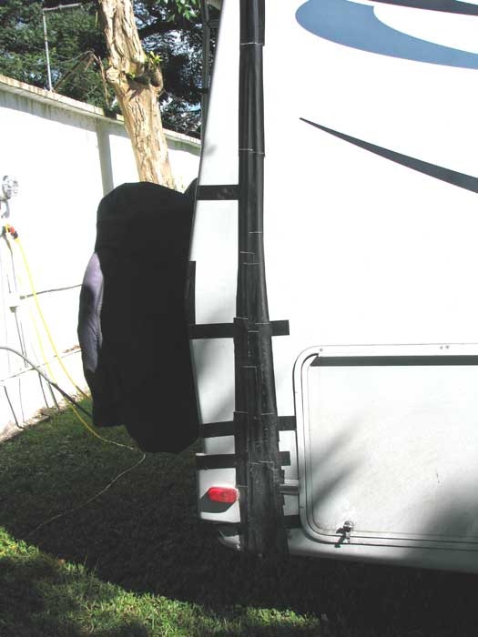 [RV_RightSideDamage%255B4%255D.jpg]
