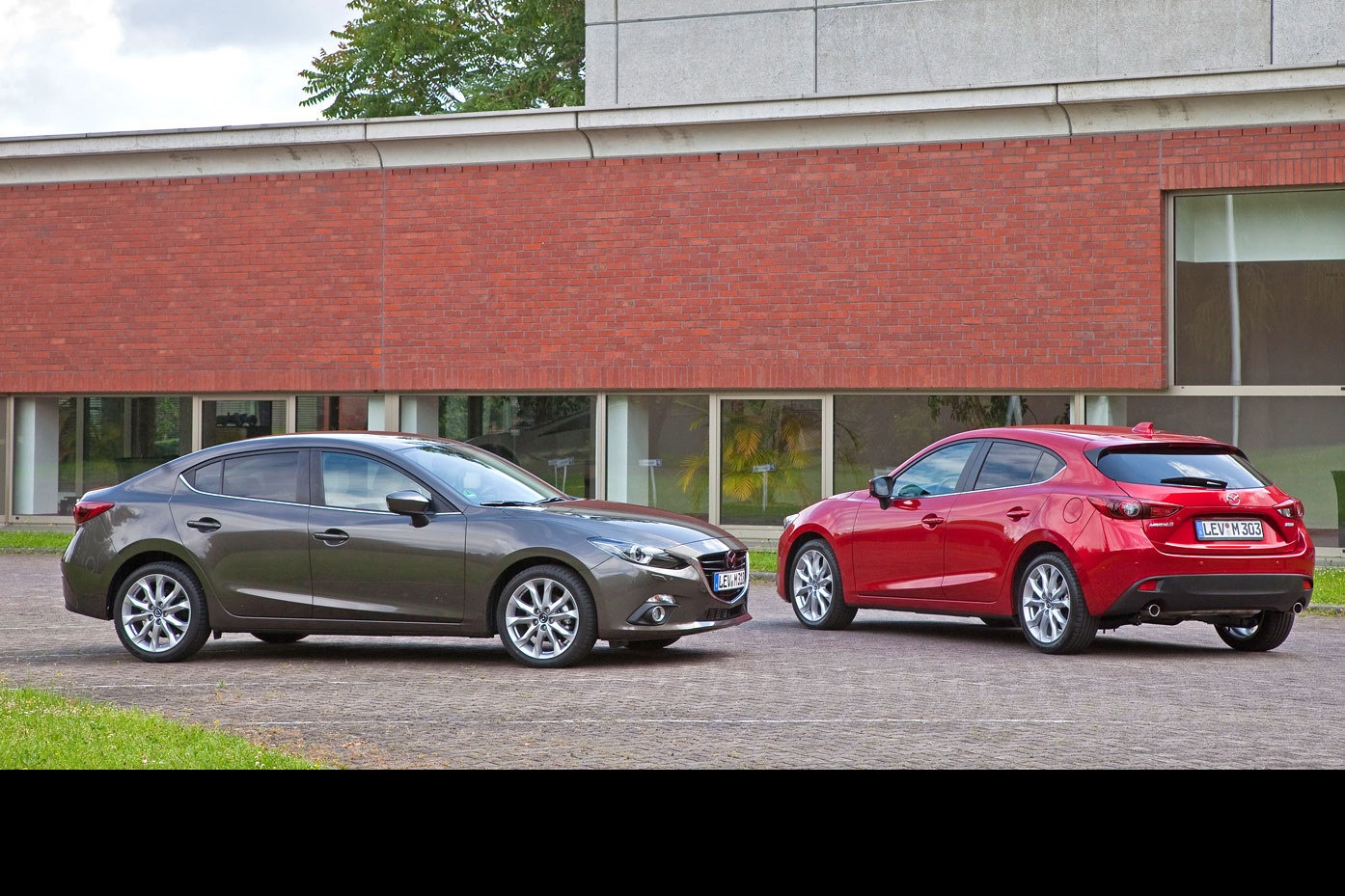 [2014-Mazda3-Sedan-13%255B2%255D.jpg]