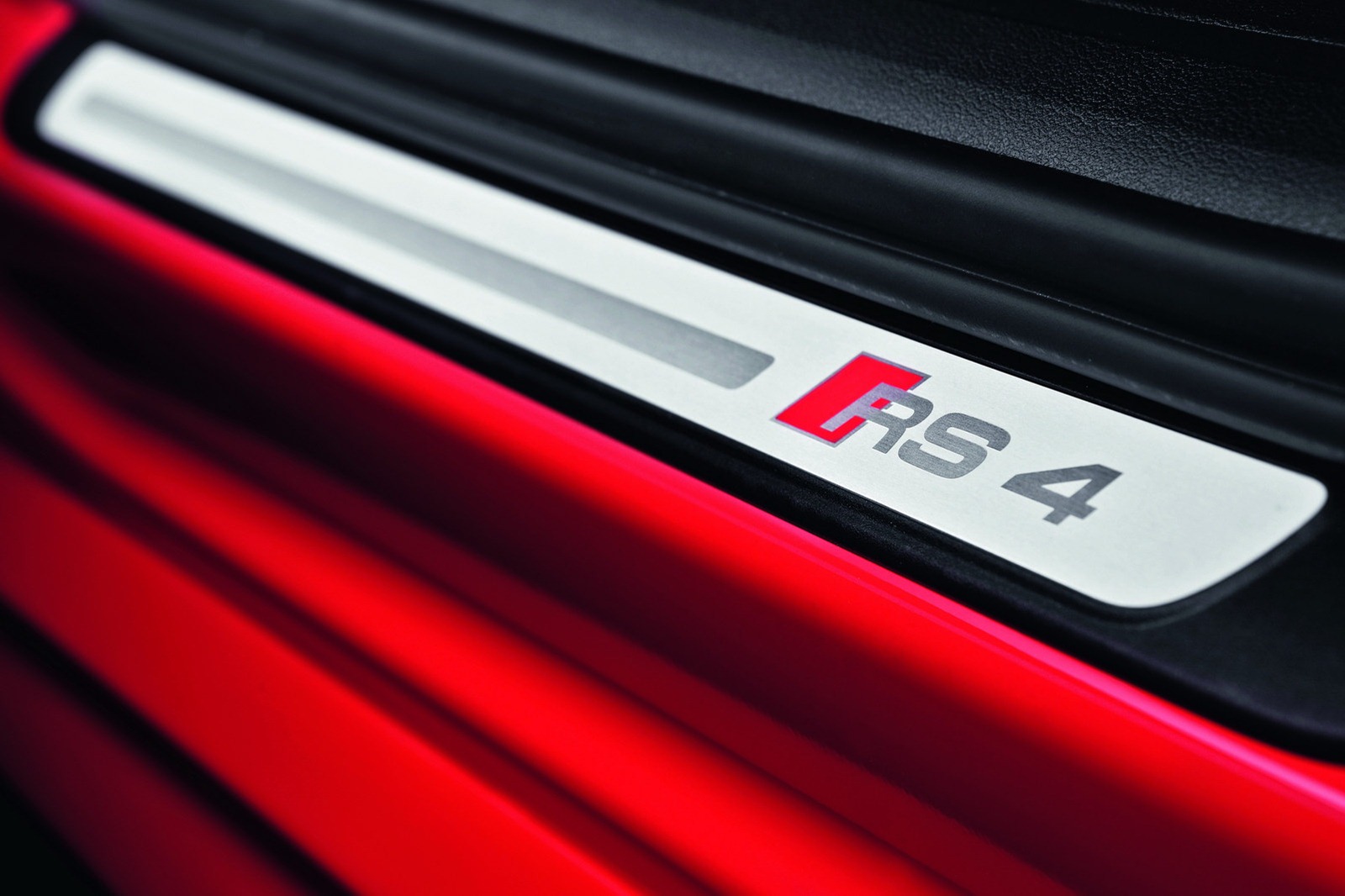 [2013-Audi-RS4-Avant-23%255B2%255D.jpg]