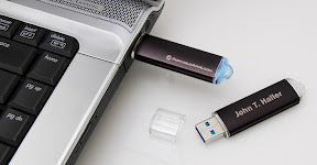 World's Best Flash Drive PortableApps.com and CustomUSB