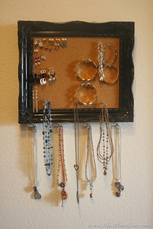 [DIY-Framed-Jewelry-Organizer75.jpg]
