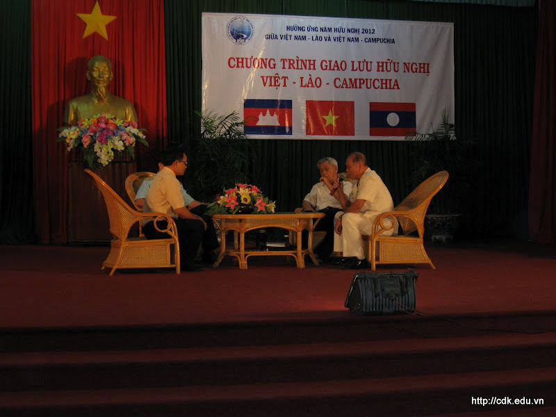  Trường CDK tham gia giao lưu hữu nghị Việt Nam – Lào – Campuchia năm 2012 IMG_0088