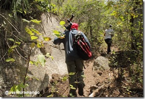Trechos de trilha fechada 2 Trechos de trilha fechada 2