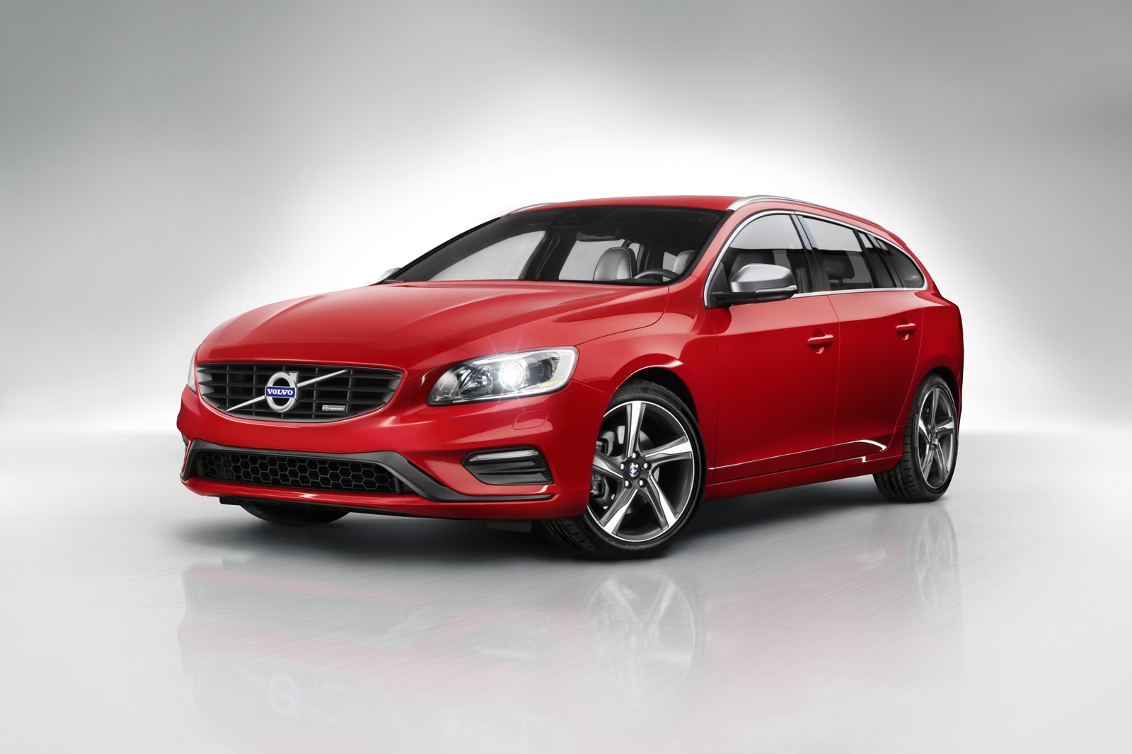 [Volvo-V6-R-Design-3%255B3%255D.jpg]