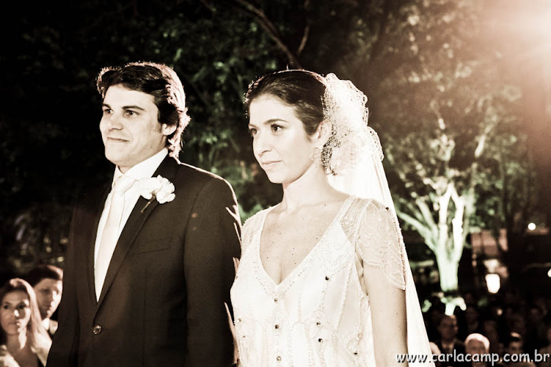 Fotos de Maria Isabel e Marcio. Foto numero 0003. Fotografia (fotografias) das fotógrafas profissionais Carla Camp e Vivi Peres, de São Paulo, SP, que, usando o fotojornalismo, fazem fotos de casamento (fotografia de casamento), fotos infantil (fotografia de crianças), fotos corportativas (fotografia empresarial), fotos de 15 anos (fotografia de 15 anos), fotos de bodas (fotografia de bodas), fotos de grávidas (fotografia de gestantes), fotos de aniversários (fotografia de aniversário), fotos de eventos sociais, foto autoral, fotos de família, fotos de festas e ensaios fotográficos. fotos casamento são paulo de sao video sp filmagem para noivas sampa 15 anos festa infantil crianças aniversario infantis foto videos e dia da noiva arranjos florais coral casamentos em buffet lembrancinhas passo a