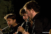 Concerto di apertura
Emanuele Segre
Kaleido Ensemble
musiche di Mussorgsky - Rodrigo - Ravel
Forte di Fuentes
5 luglio 2008 Concerto di apertura
Emanuele Segre
Kaleido Ensemble
musiche di Mussorgsky - Rodrigo - Ravel
Forte di Fuentes
5 luglio 2008