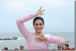 Devayani Latest Pictures Devayani Latest Pictures