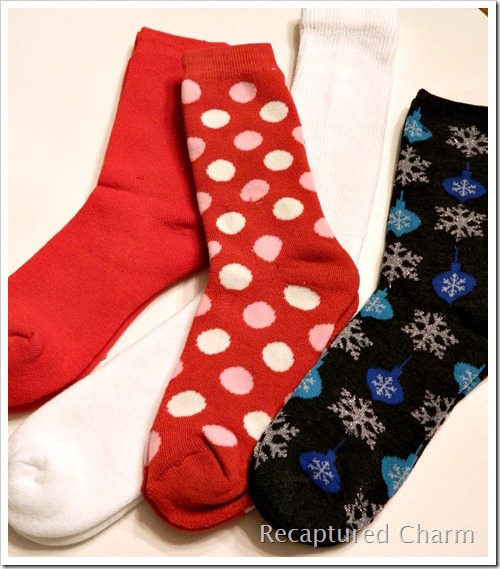 Sock Snoman Sock Santa 001a