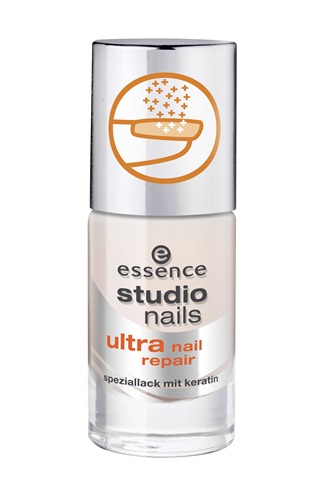 [ess_StudioNails_UltraNailRepair2.jpg]