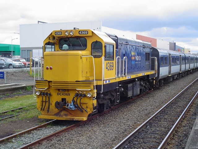 [MAXX%2520DC%25204369%2520%2540%2520Papakura%255B3%255D.jpg]