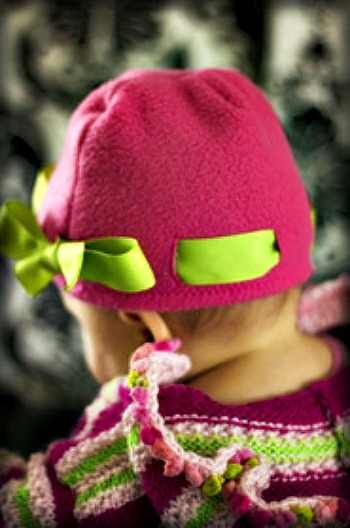 [ribbon%2520fleece%2520hat%2520tutorial%255B3%255D.jpg]