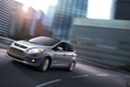 2013-Ford-C-Max-Hybrd-Energi-1