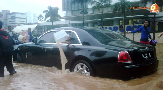Rolls-Royce-Ghost-6 Rolls-Royce-Ghost-6