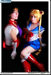 sailor_mars_and_sailor_moon_cosplay_xx_aniversary_by_konohanauzumaki-d5c5agj