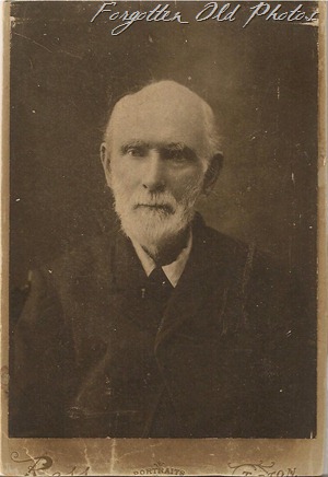 Thomas Calhoun born in Ireland