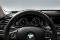 2013-BMW-7-Series-211