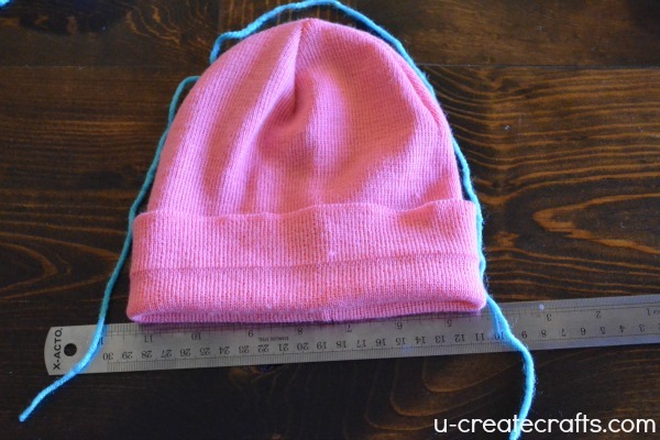 DIY Yarn Wig Tutorial 1