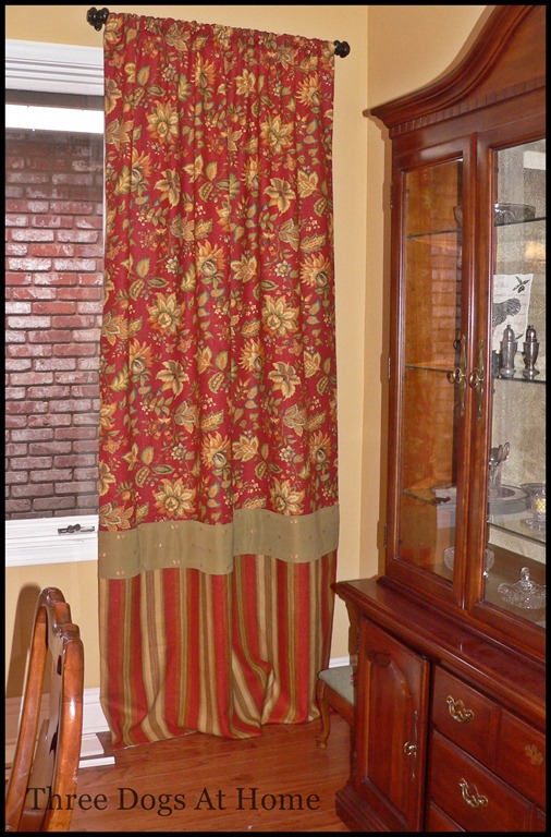 [compactor-dr-curtains-pillow-0398.jpg]