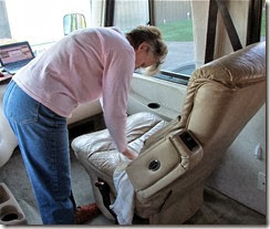 A - dianne cleaning chair A - dianne cleaning chair