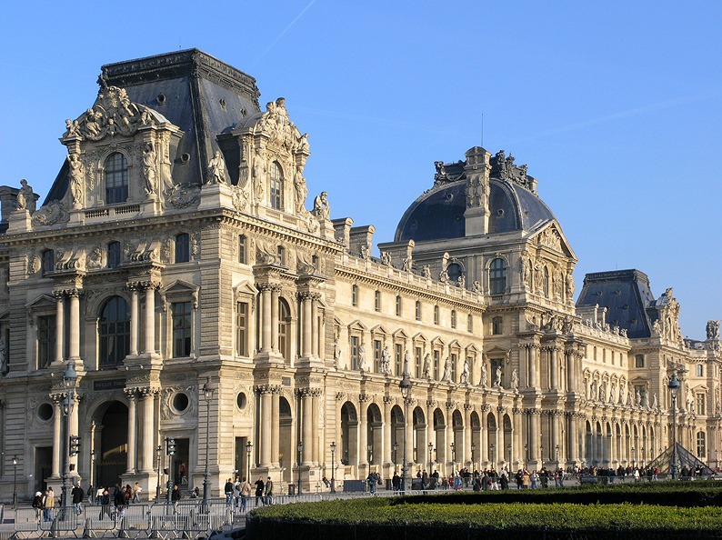 [Louvre_Aile_Richelieu3.jpg]