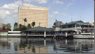 manila harbor yacht club sailboat cruising