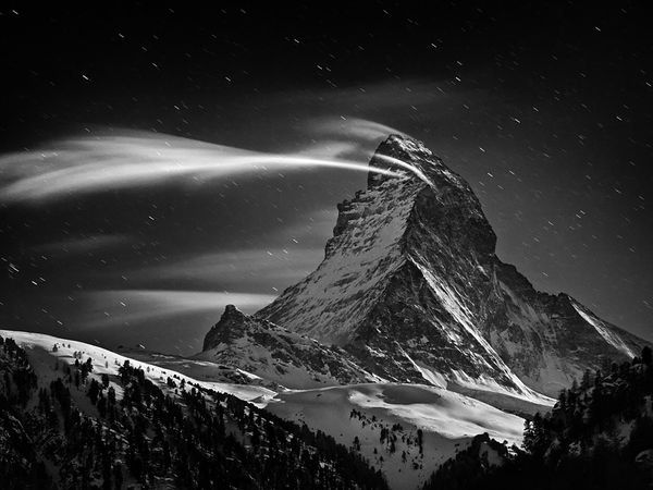 [matterhorn-moonlit-night%255B4%255D.jpg]