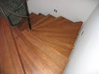 Faltwerktreppe in Merbau