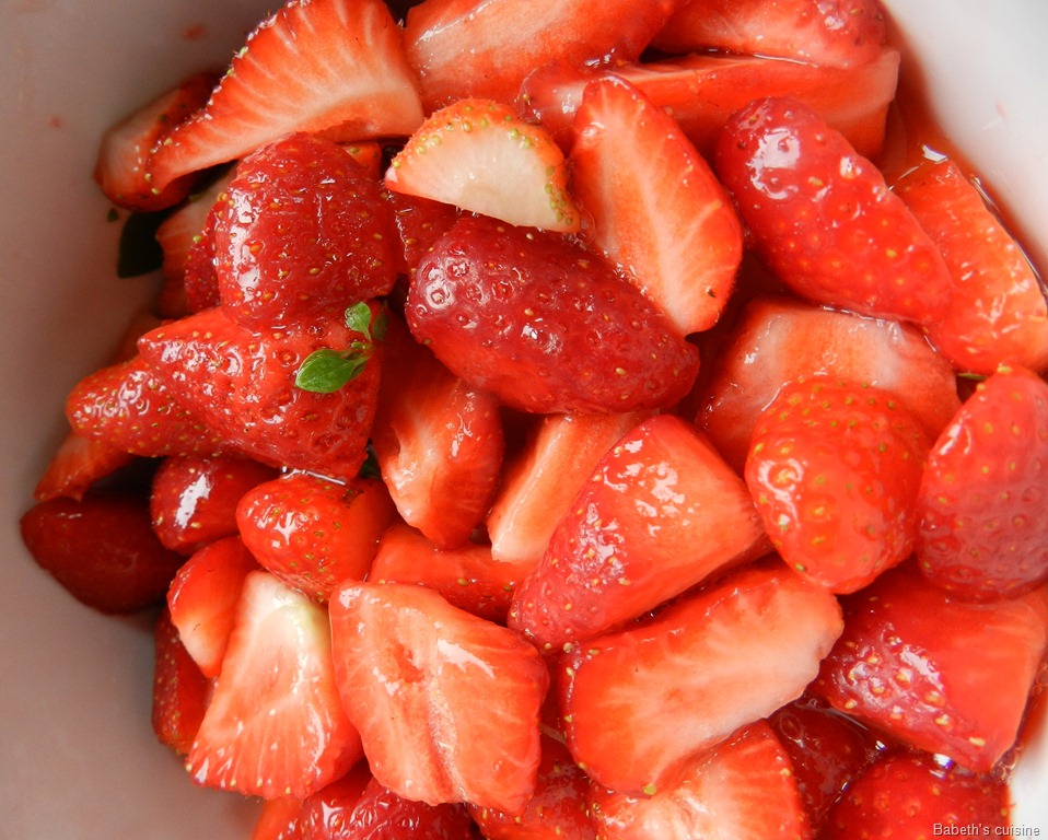 [fraises%2520marin%25C3%25A9es%2520basilic%255B8%255D.jpg]