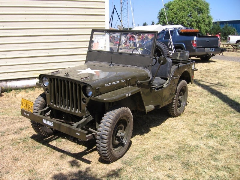 [IMG_2649-1942-Willys-MB-at-Antique-P.jpg]