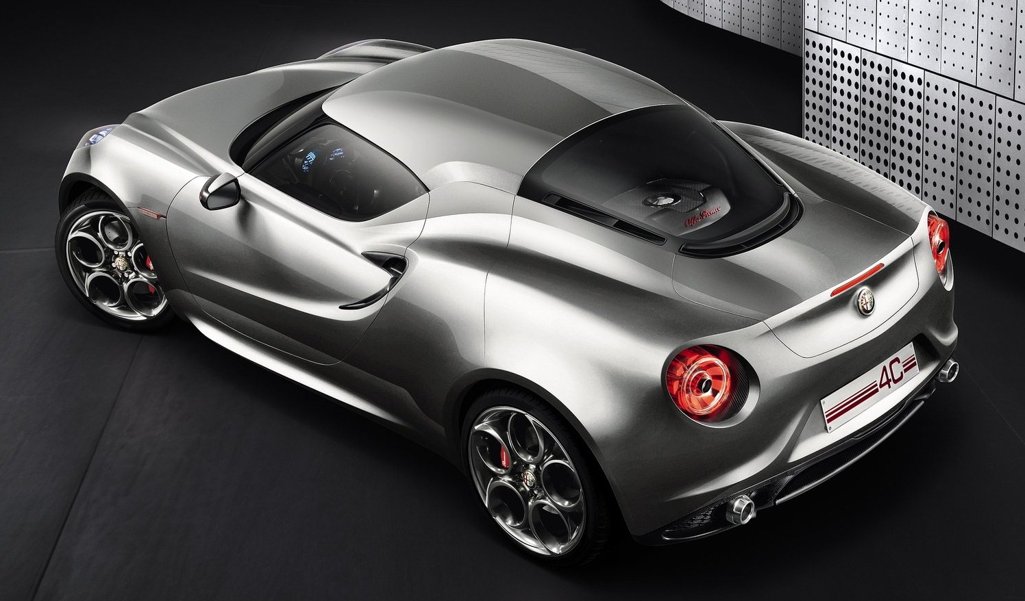 [Alfa_Romeo-4C_Concept_2011_1600x1200_wallpaper_07%255B3%255D.jpg]