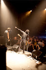 Green Day uh huh...