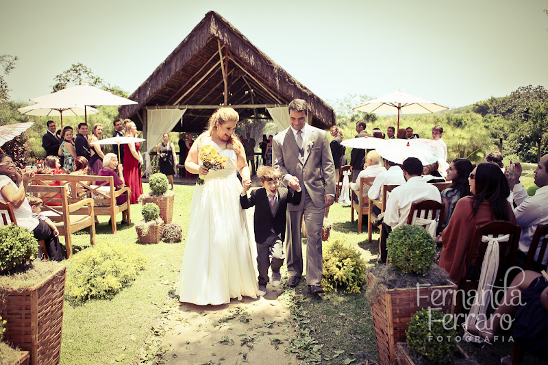 Fotos de O grande dia. Foto numero 71 de Fernanda Ferraro, fotografa do Rio de Janeiro (RJ), que faz fotos de casamento (fotografias de casamentos) e fotos de eventos em todo o Rio de Janeiro. fotos casamento rio de janeiro fotografo fotografa foto festa casamentos para fotografos fotografia noivas fotografias albuns