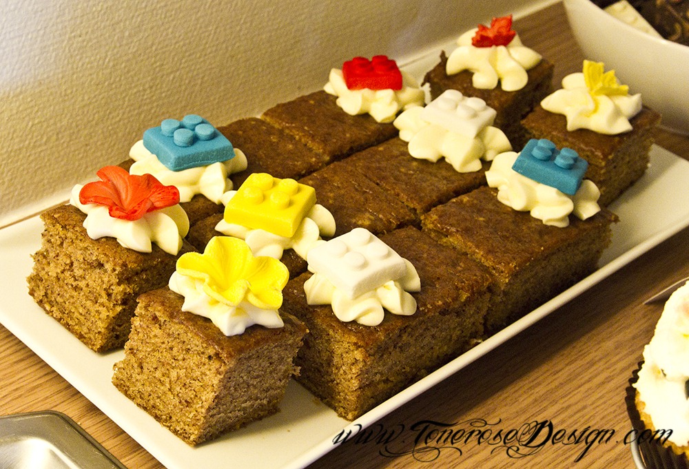 [IMG_0346%2520lego%2520krydderkake%255B5%255D.jpg]