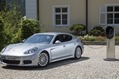 2014-Porsche-Panamera-33