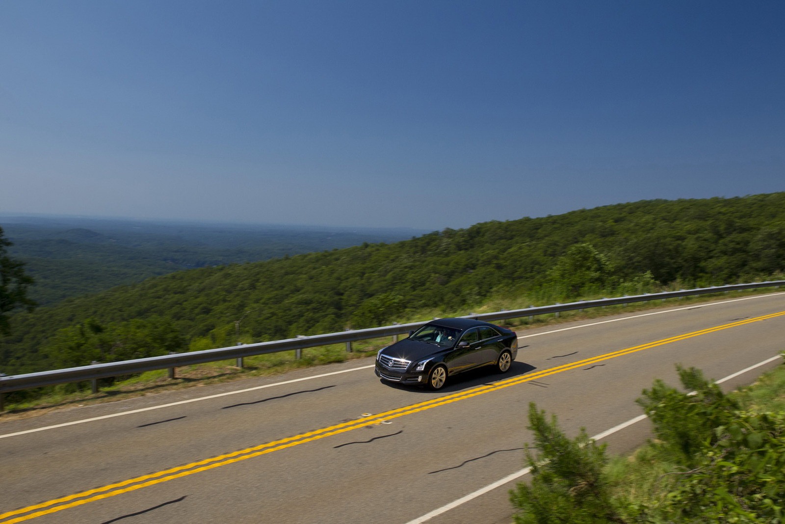 [2013-Cadillac-ATS-89%255B2%255D.jpg]