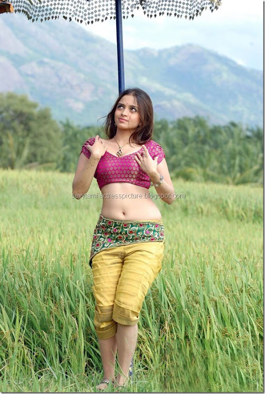 Sheena-Shahabdi-Latest-thigh-stills-navel-pic