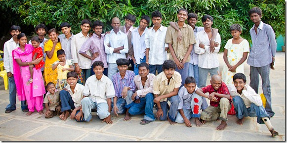 Meet the Kids - Street Family in India